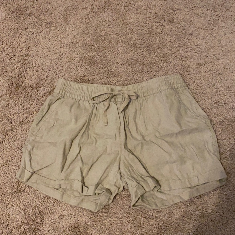 Old Navy Linen shorts